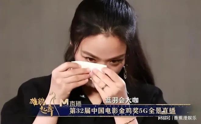 雷速体育-赛地聚焦：法甲集结日热度飙升，那不勒斯完成体检，更衣室稳定，身体对抗强度拉满的简单介绍